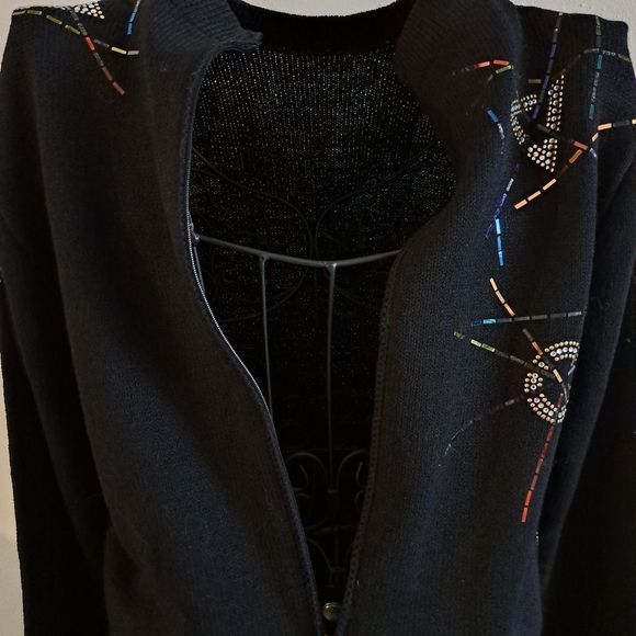 Vintage St. John Beaded Outfit - Picture 9 of 14